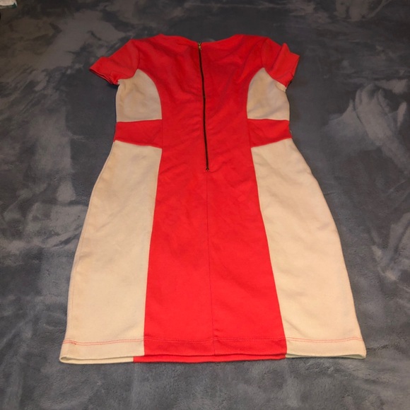 Forever 21 - Picture 2 of 2